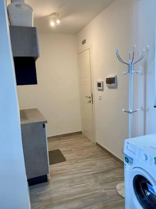 Sliema, Stylish 1 Bedroom With Parking. * Sliema